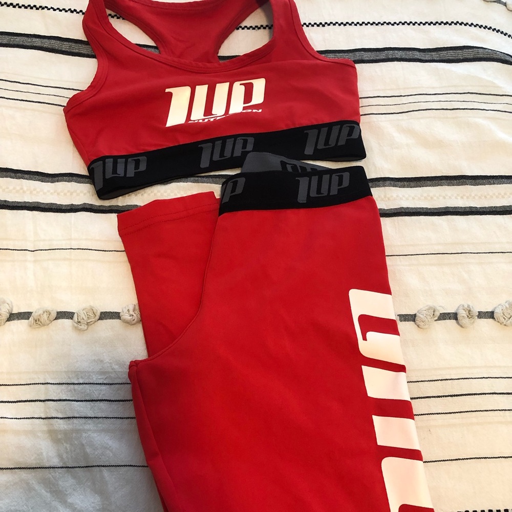 1 Up Nutrition 2 piece leggings/bra